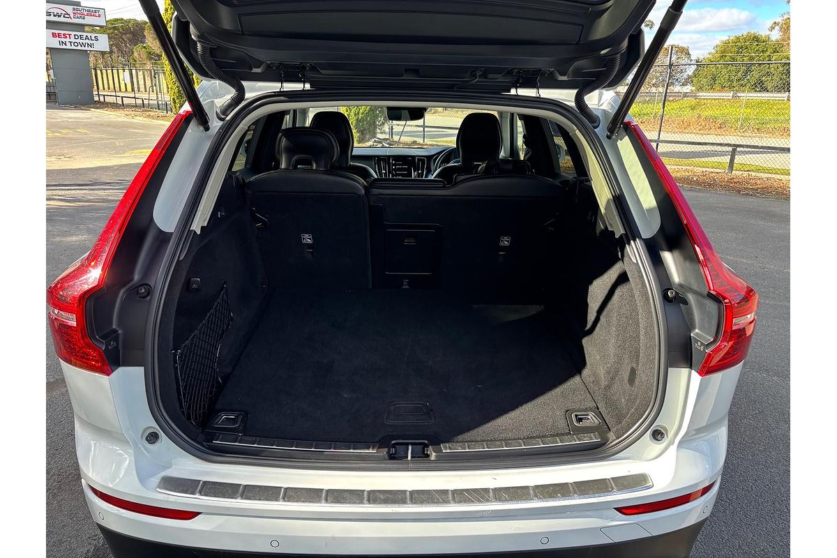 2020 Volvo XC60 T5 Momentum