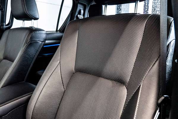 2024 Toyota Hilux Rogue 48V GUN126R 4X4