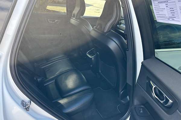 2020 Volvo XC60 T5 Momentum