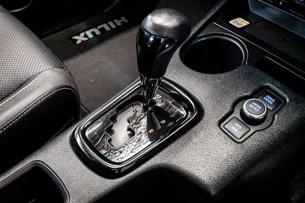 2024 Toyota Hilux Rogue 48V GUN126R 4X4