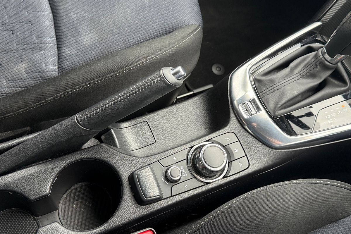 2010 Mazda 2 Genki DE Series 1