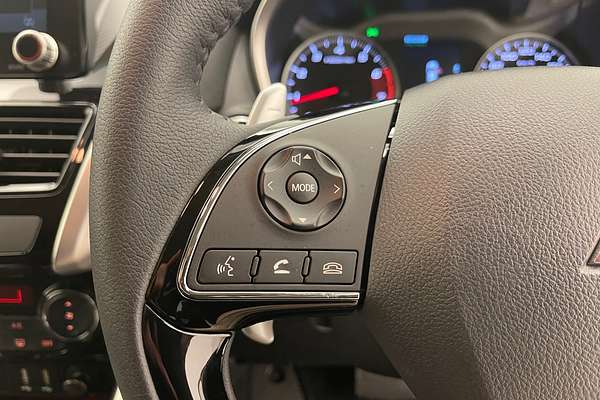 2024 Mitsubishi Eclipse Cross LS YB