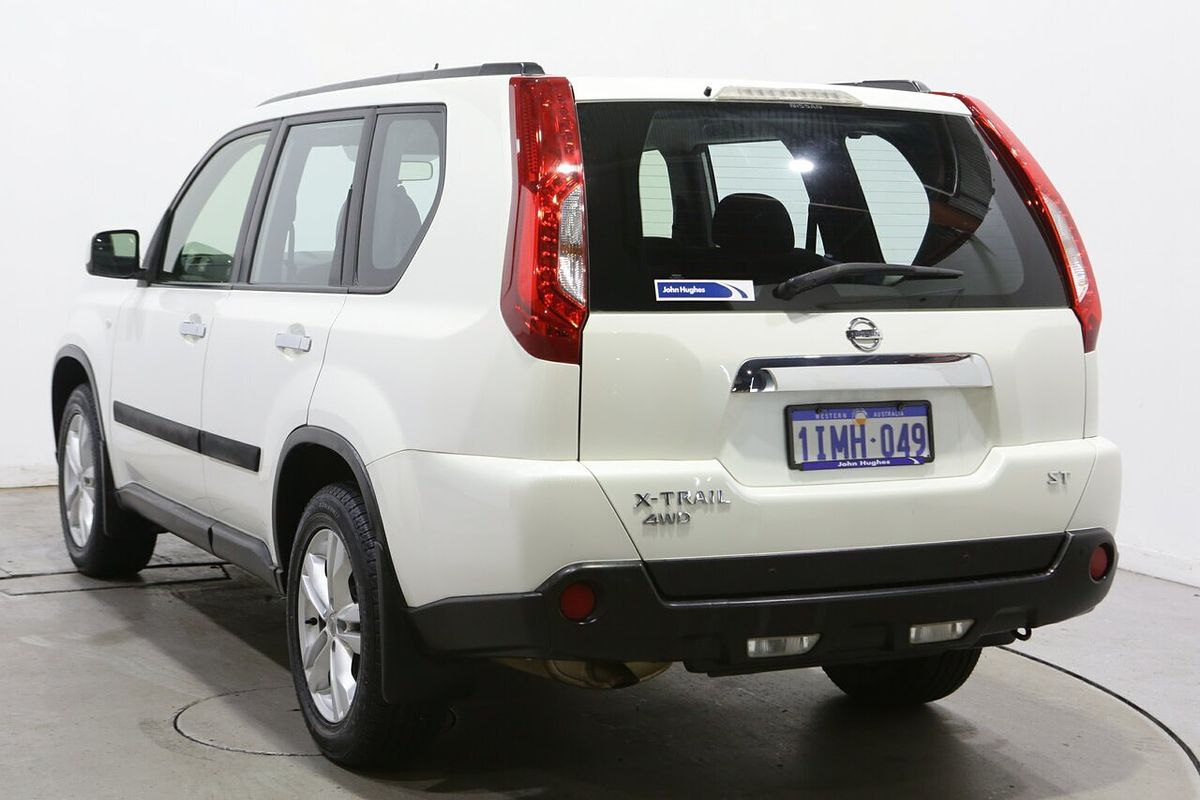 2013 Nissan X-TRAIL ST T31