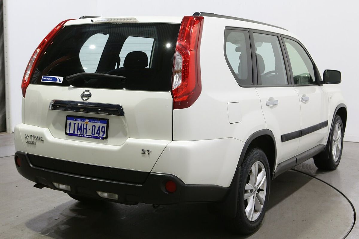 2013 Nissan X-TRAIL ST T31