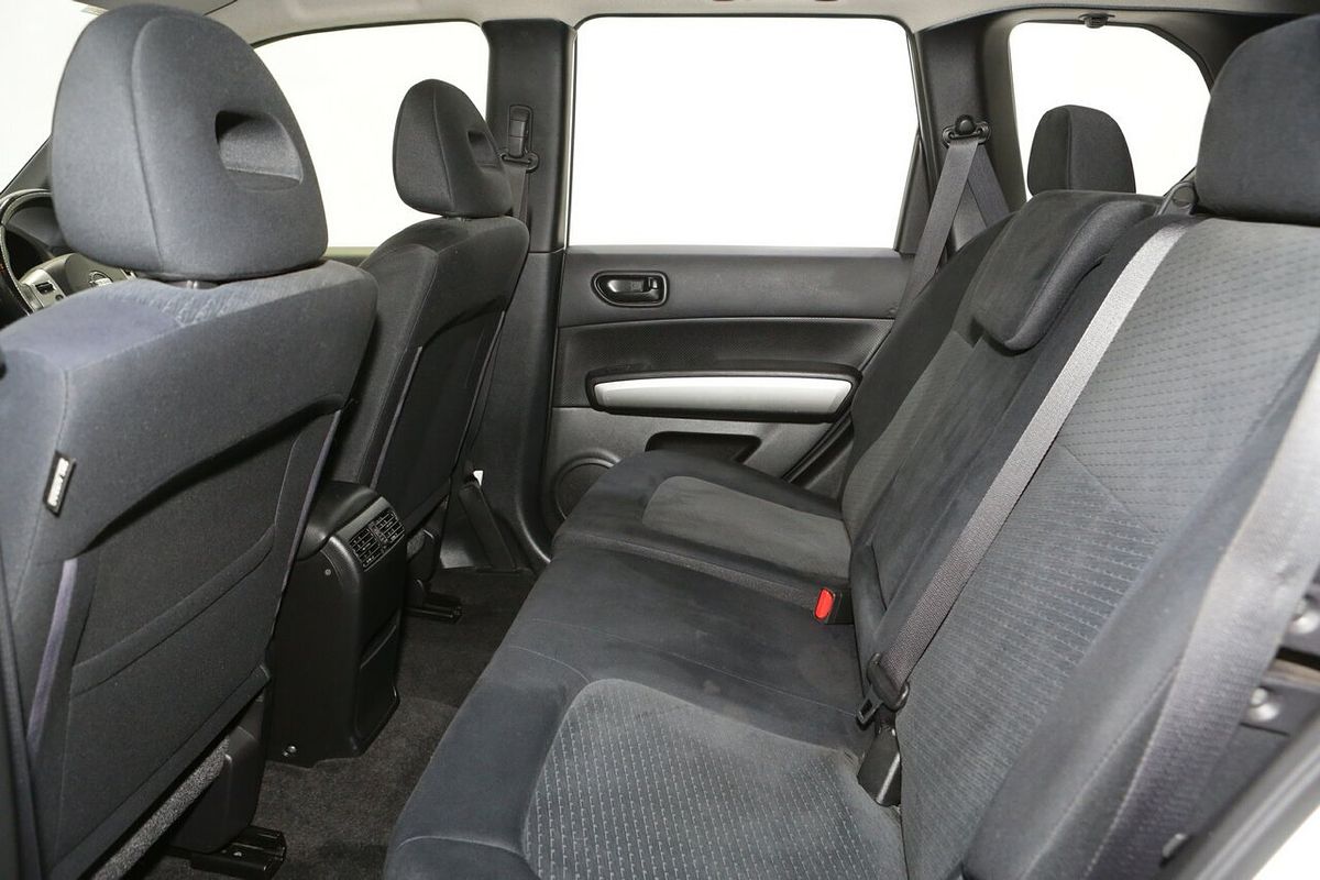 2013 Nissan X-TRAIL ST T31