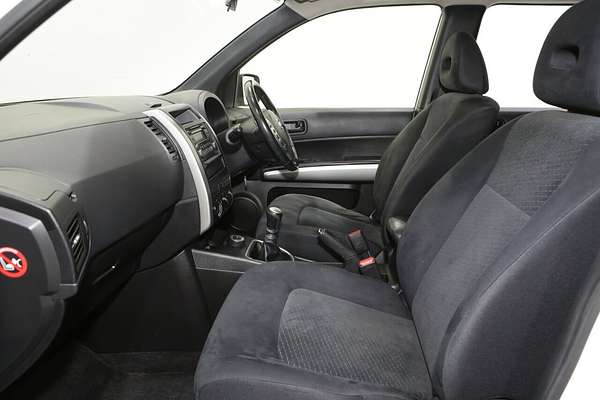 2013 Nissan X-TRAIL ST T31