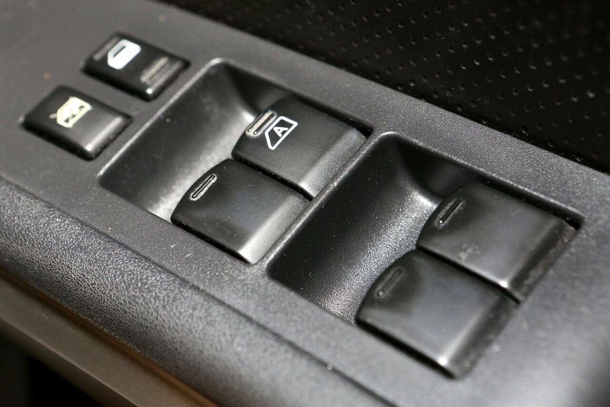 2013 Nissan X-TRAIL ST T31