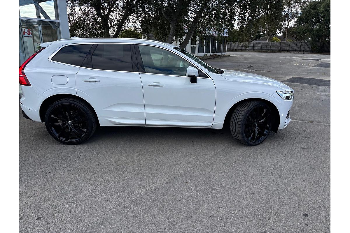 2020 Volvo XC60 T5 Momentum