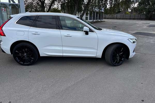 2020 Volvo XC60 T5 Momentum