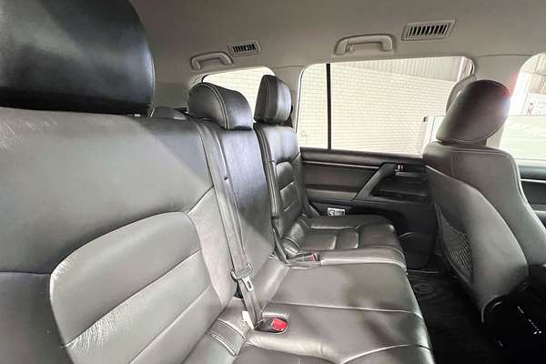 2018 Toyota Landcruiser GXL VDJ200R