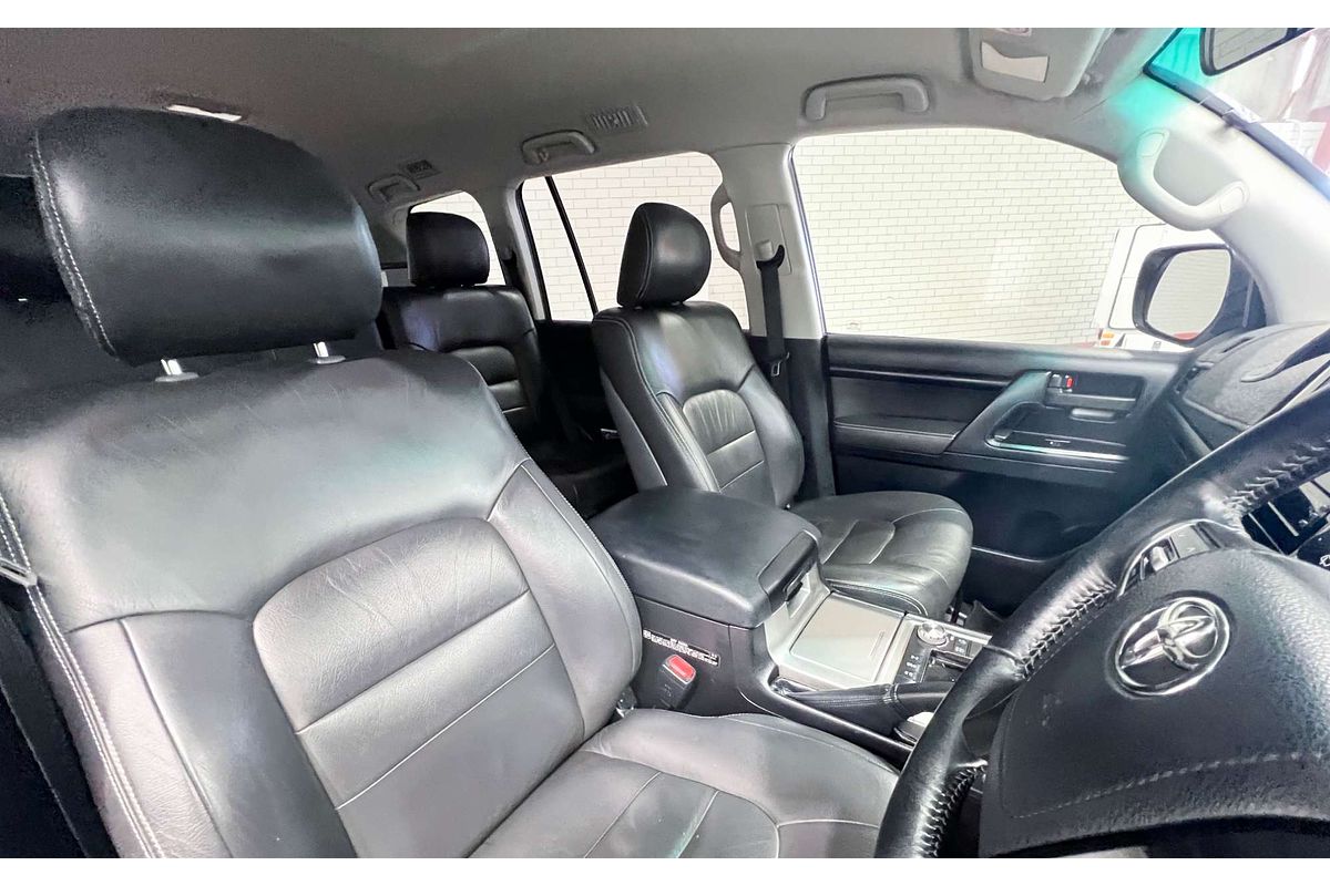 2018 Toyota Landcruiser GXL VDJ200R