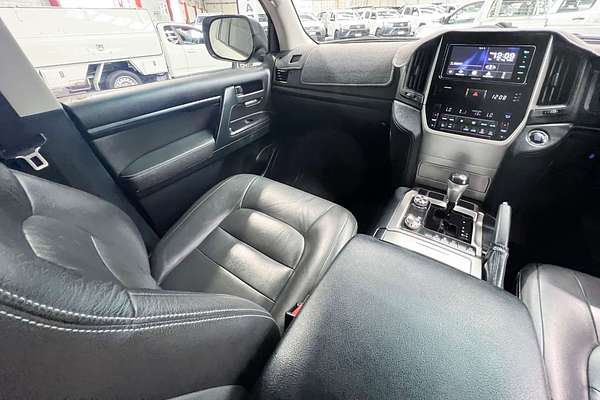 2018 Toyota Landcruiser GXL VDJ200R