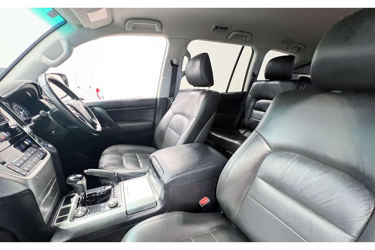 2018 Toyota Landcruiser GXL VDJ200R