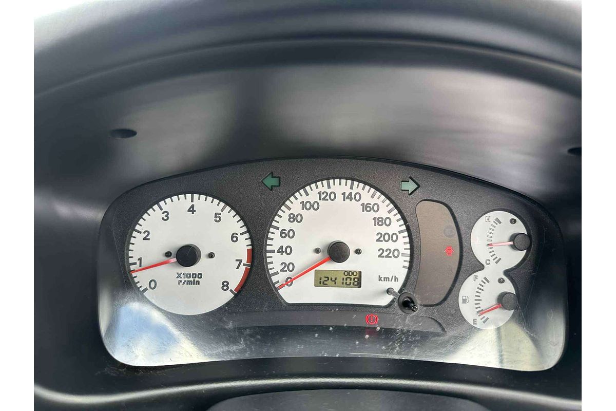 2002 Mitsubishi Lancer MR CE2