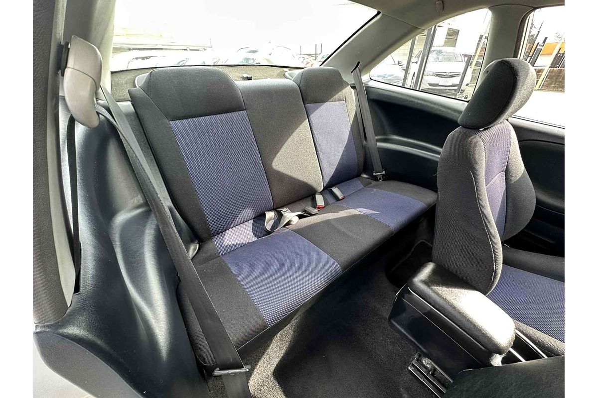 2002 Mitsubishi Lancer MR CE2