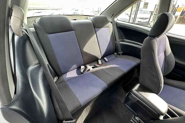 2002 Mitsubishi Lancer MR CE2