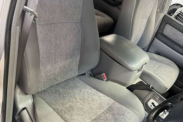 2003 Toyota Landcruiser GXL UZJ100R