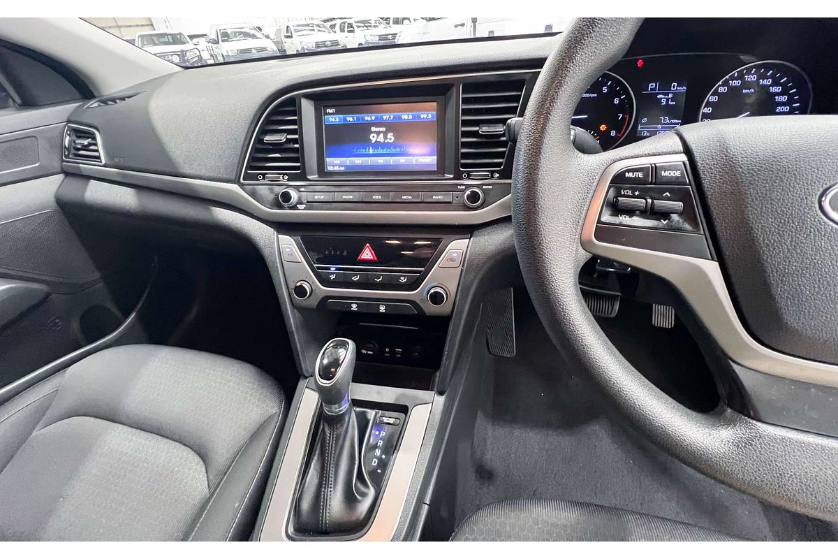 2017 Hyundai Elantra Active AD