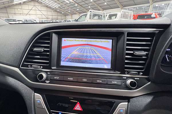 2017 Hyundai Elantra Active AD
