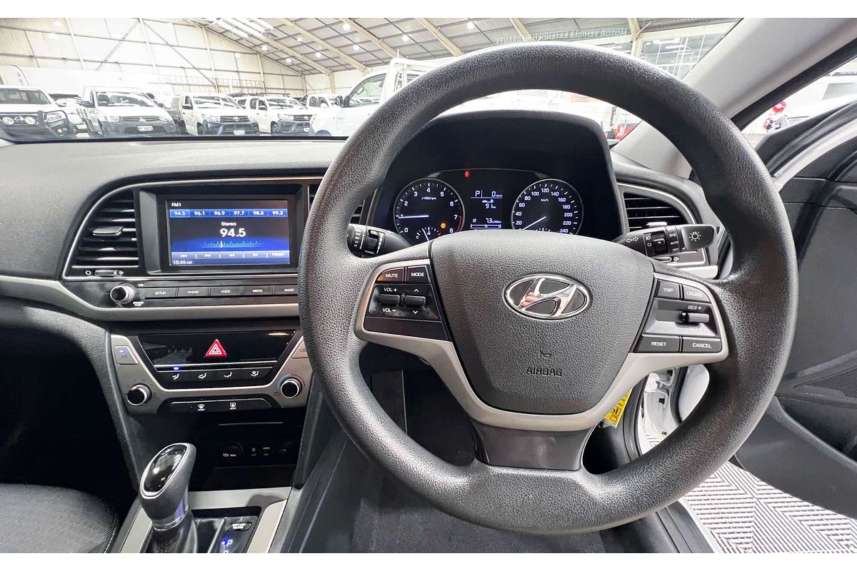 2017 Hyundai Elantra Active AD