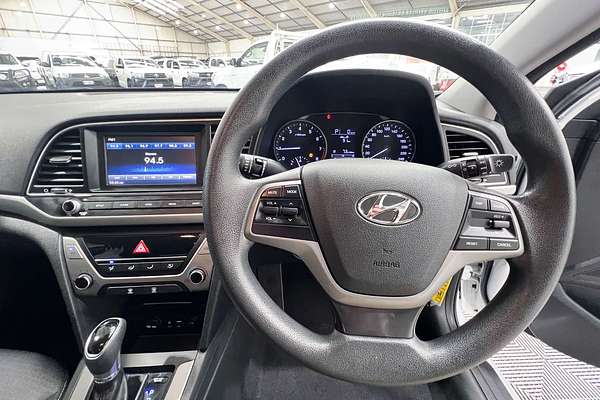 2017 Hyundai Elantra Active AD