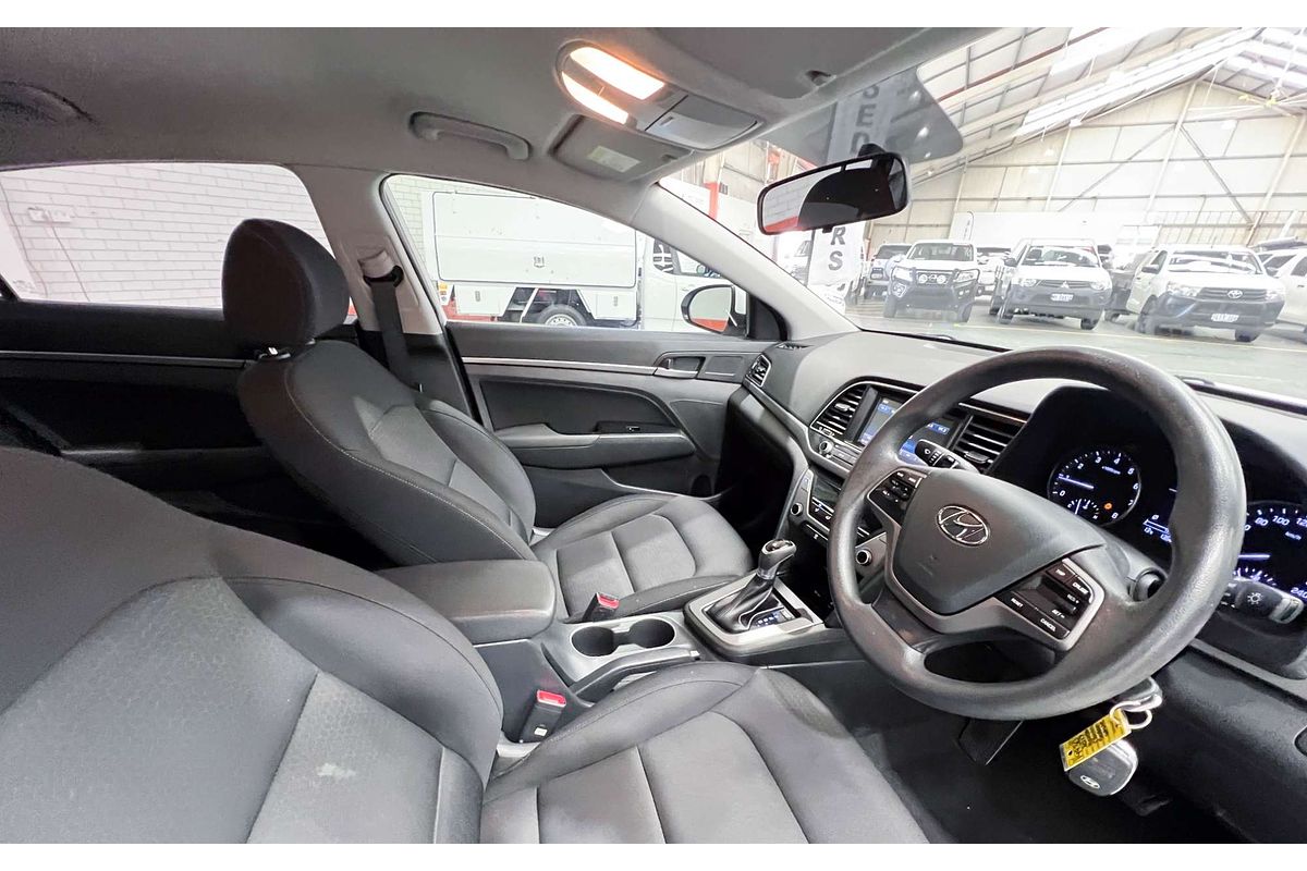 2017 Hyundai Elantra Active AD
