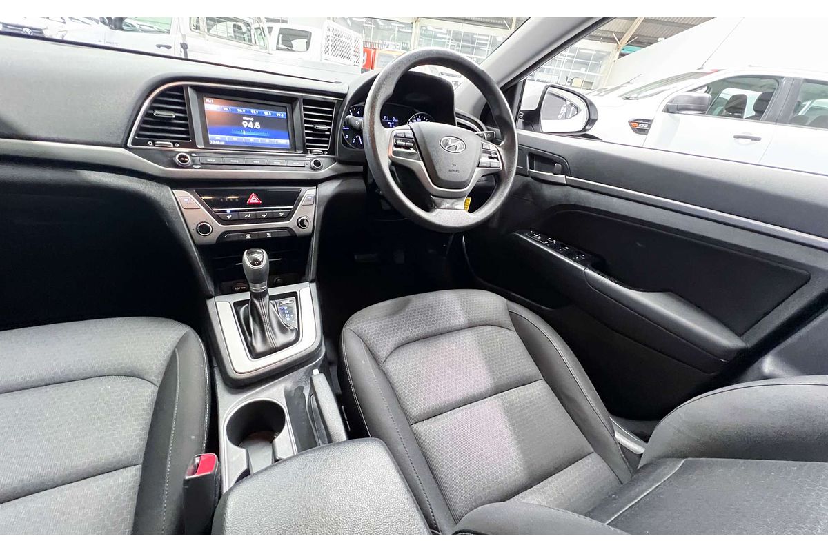 2017 Hyundai Elantra Active AD