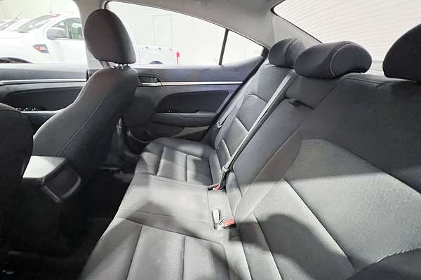 2017 Hyundai Elantra Active AD