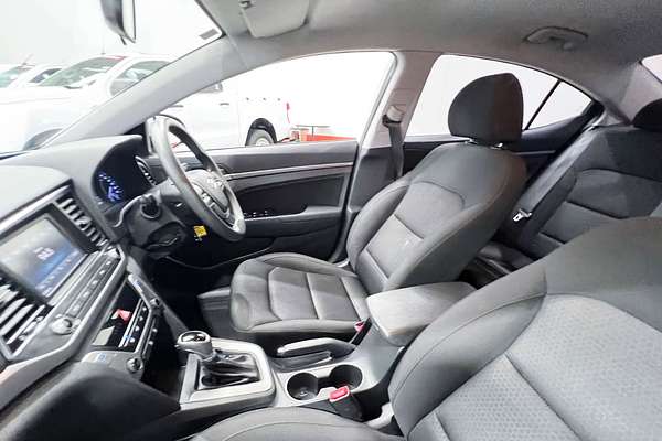 2017 Hyundai Elantra Active AD