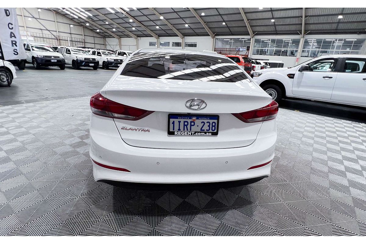 2017 Hyundai Elantra Active AD