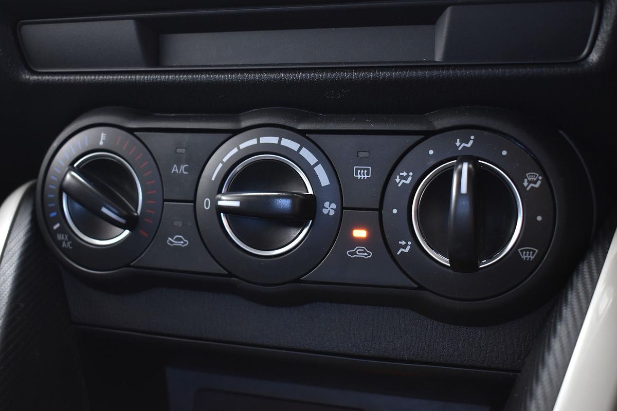 2024 Mazda 2 G15 Pure DJ Series