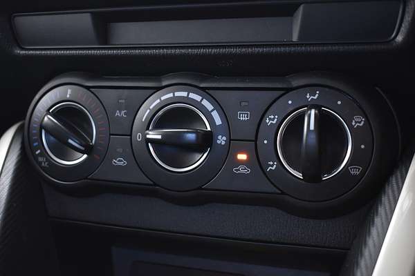 2024 Mazda 2 G15 Pure DJ Series