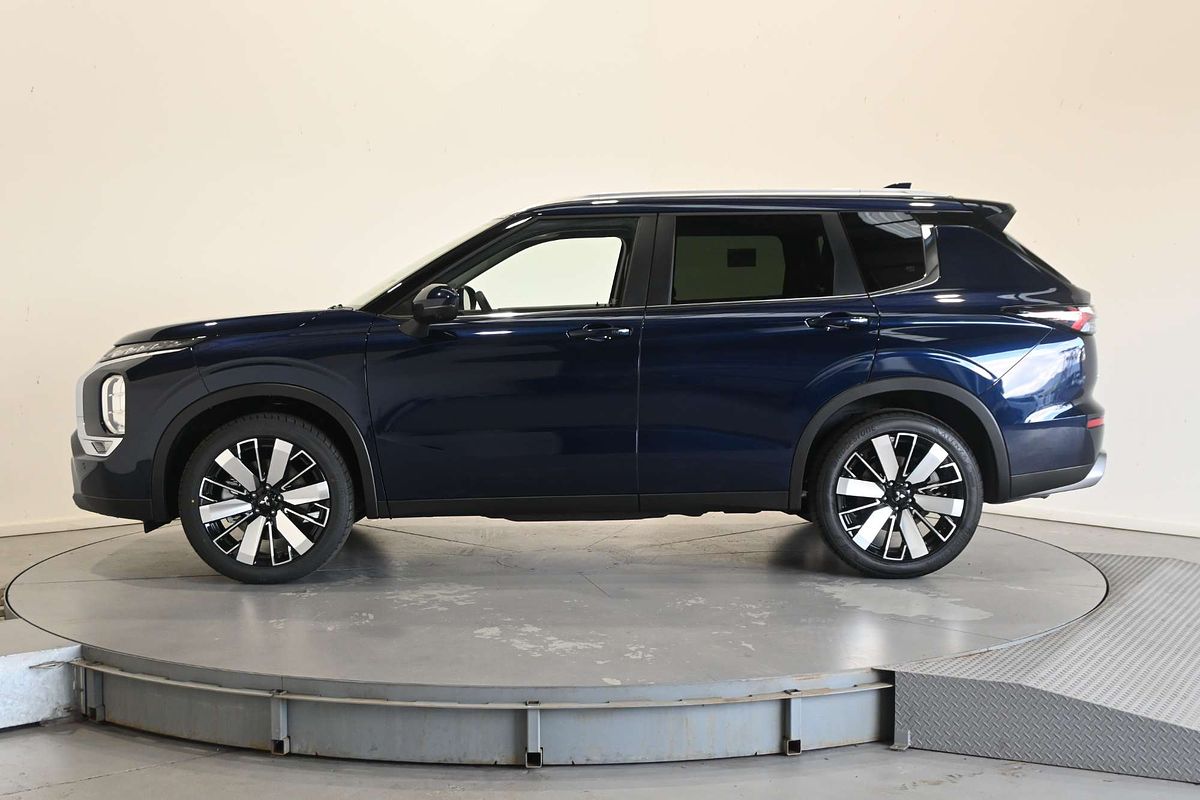 2025 Mitsubishi Outlander Aspire ZM