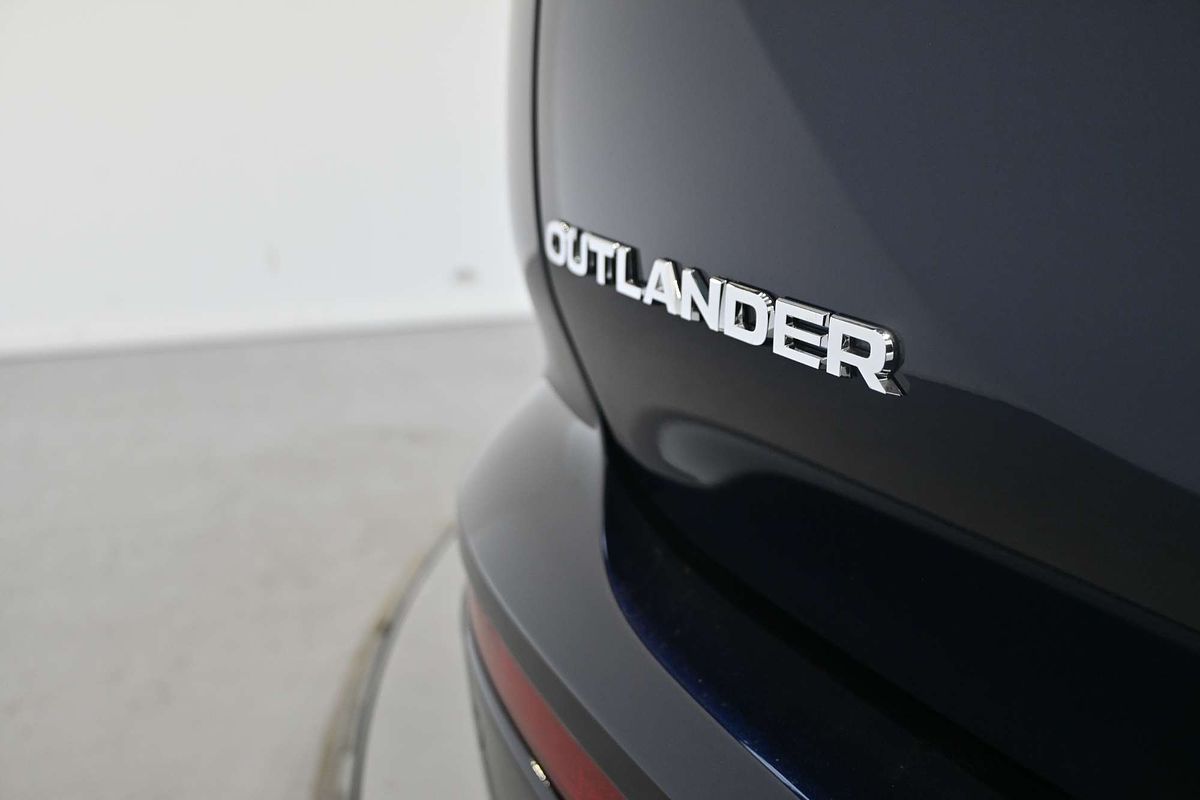 2025 Mitsubishi Outlander Aspire ZM