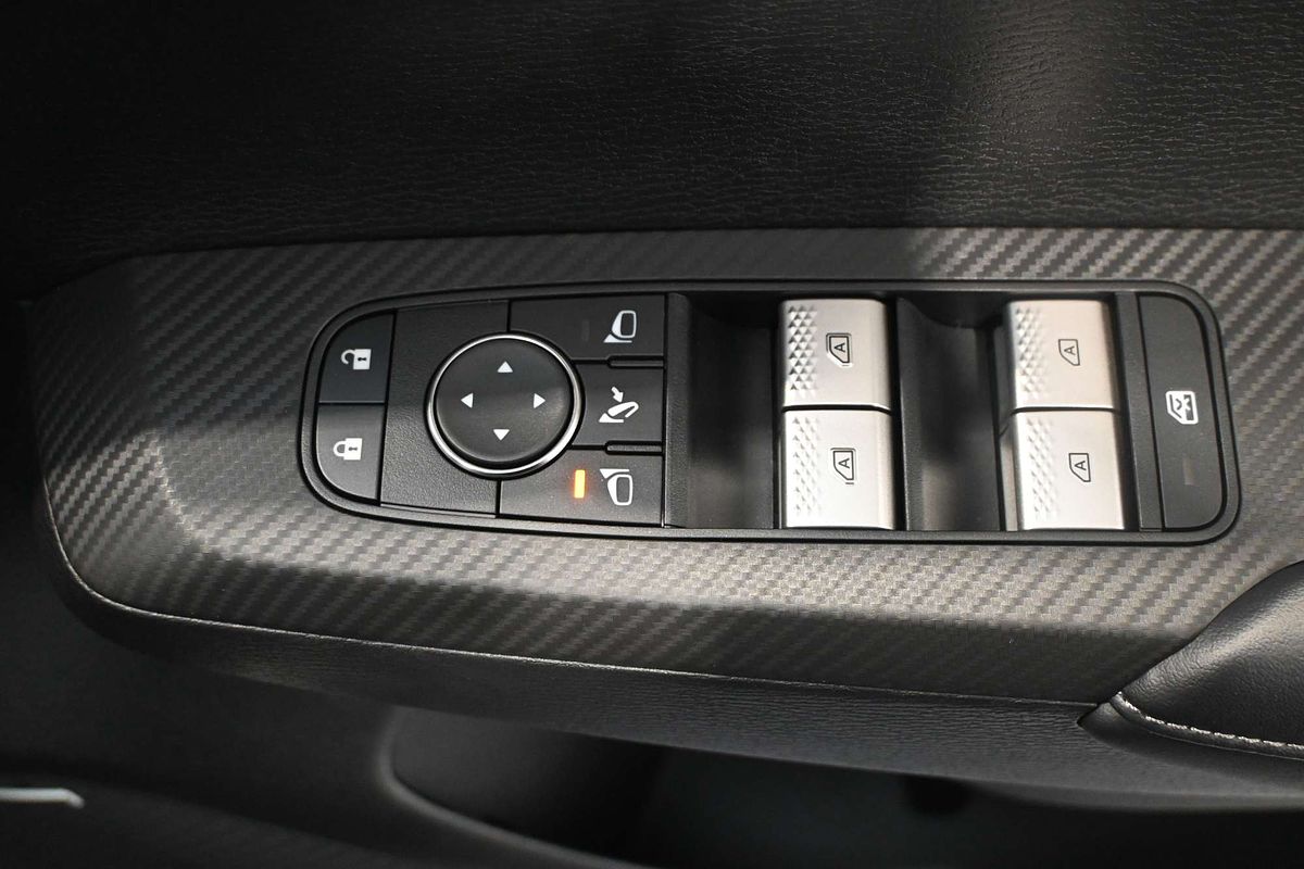 2025 Mitsubishi Outlander Aspire ZM