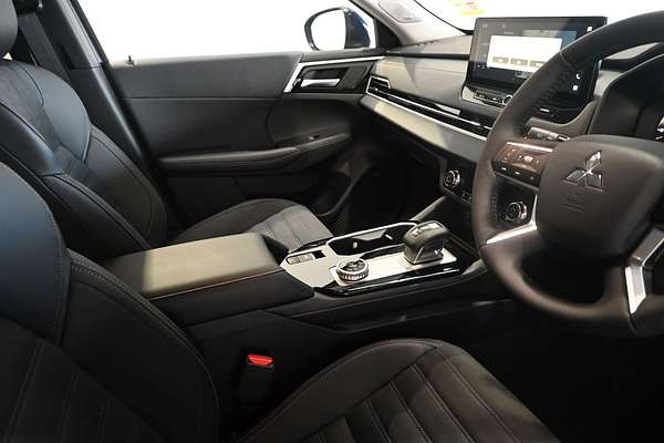 2025 Mitsubishi Outlander Aspire ZM