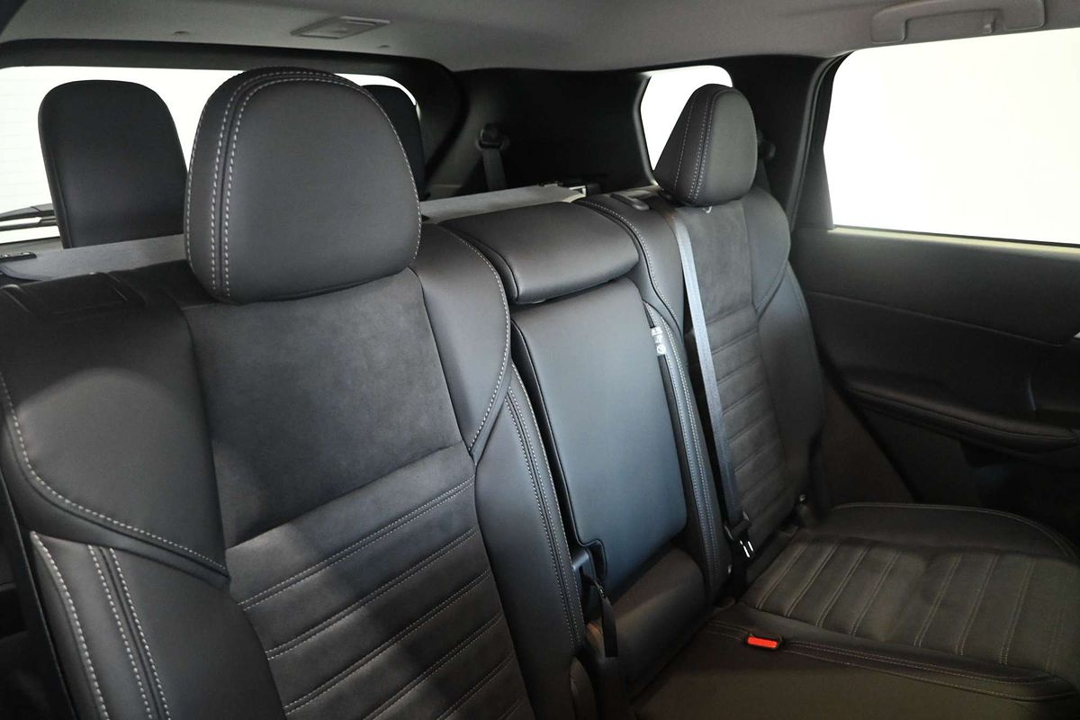 2025 Mitsubishi Outlander Aspire ZM