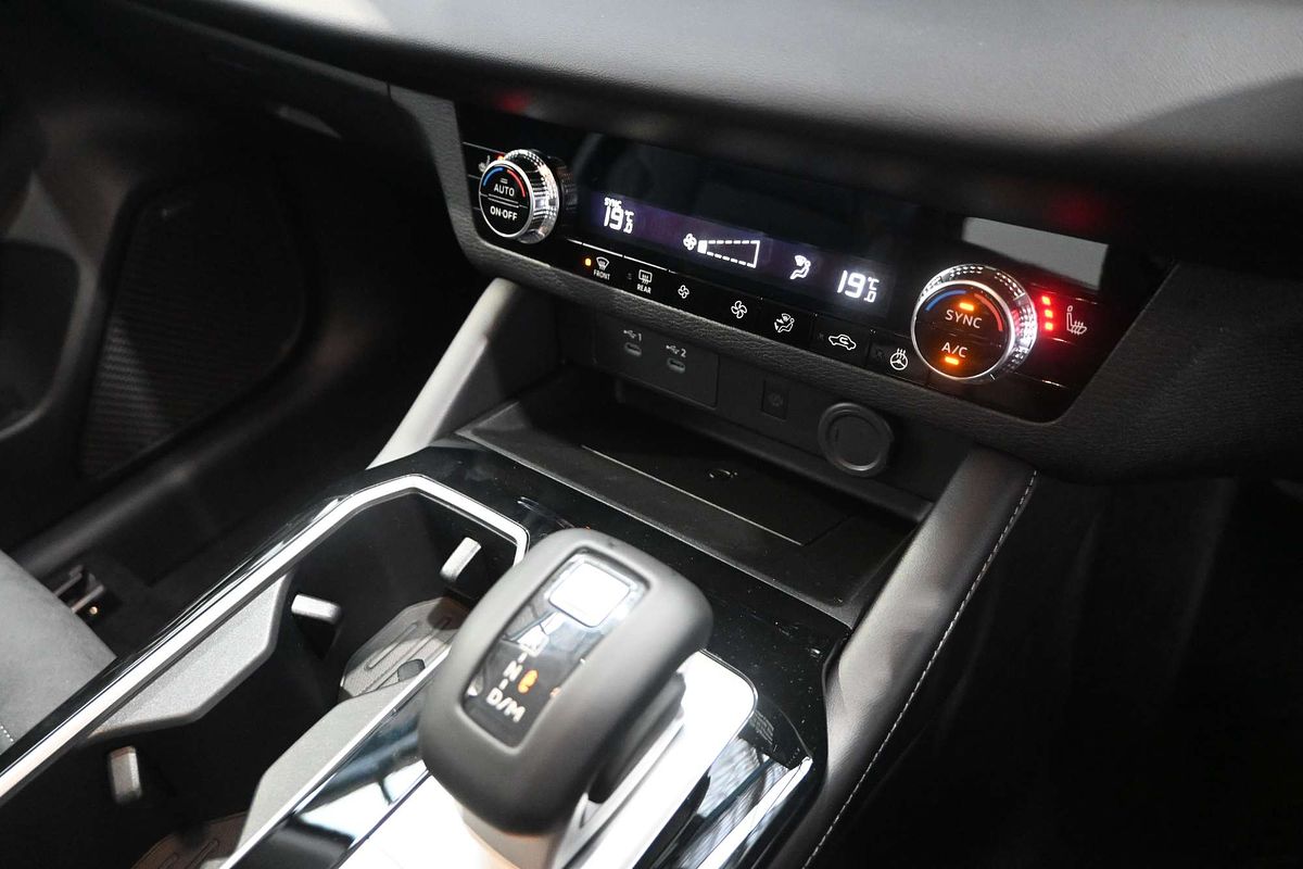 2025 Mitsubishi Outlander Aspire ZM