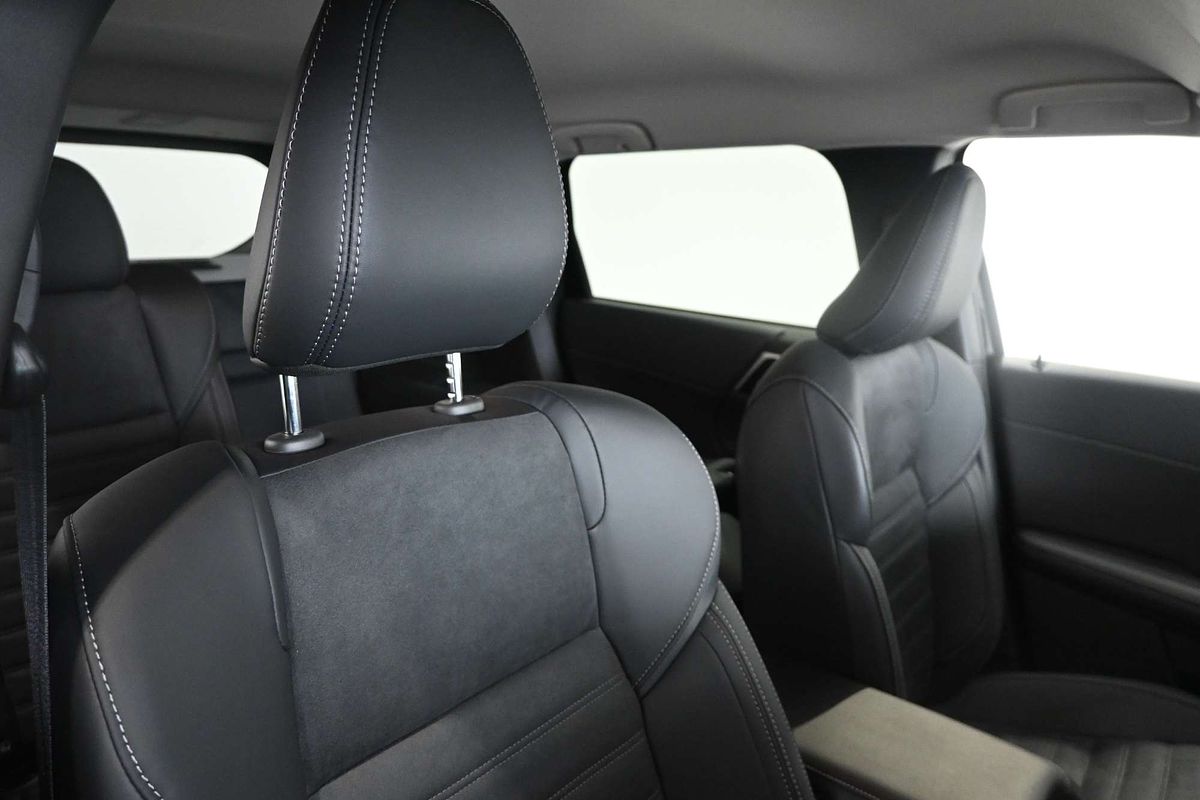 2025 Mitsubishi Outlander Aspire ZM