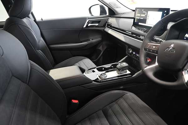 2025 Mitsubishi Outlander Aspire ZM