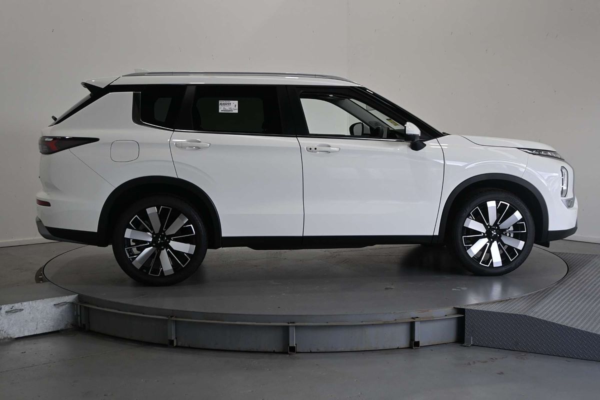 2025 Mitsubishi Outlander Aspire ZM