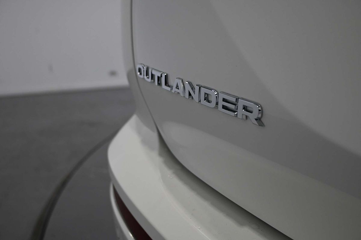 2025 Mitsubishi Outlander Aspire ZM