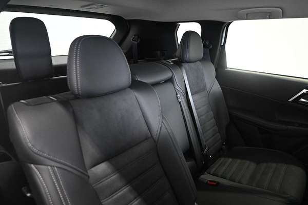 2025 Mitsubishi Outlander Aspire ZM