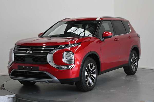 2025 Mitsubishi Outlander LS ZM