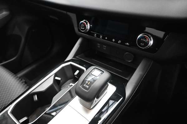 2025 Mitsubishi Outlander LS ZM