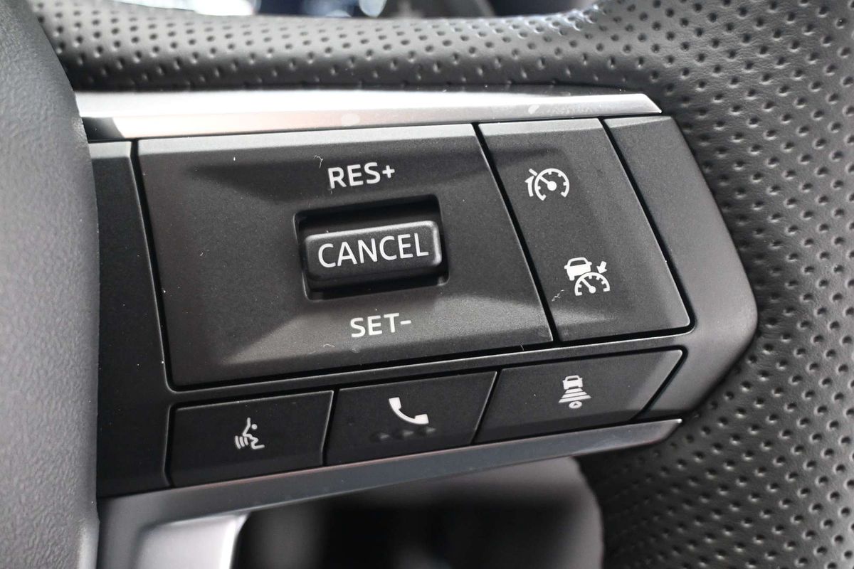 2025 Mitsubishi Outlander LS ZM