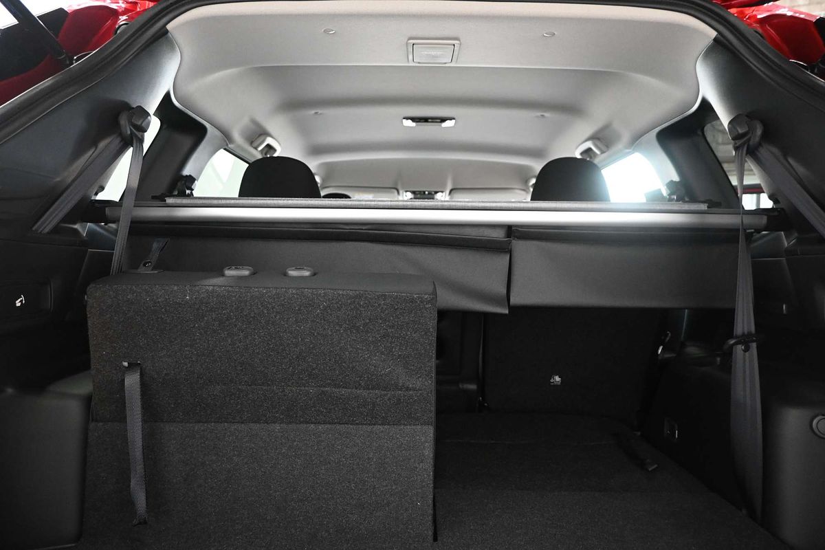2025 Mitsubishi Outlander LS ZM