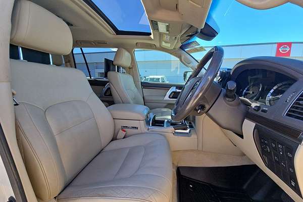 2019 Toyota Landcruiser Sahara VDJ200R