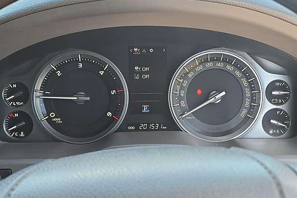 2019 Toyota Landcruiser Sahara VDJ200R