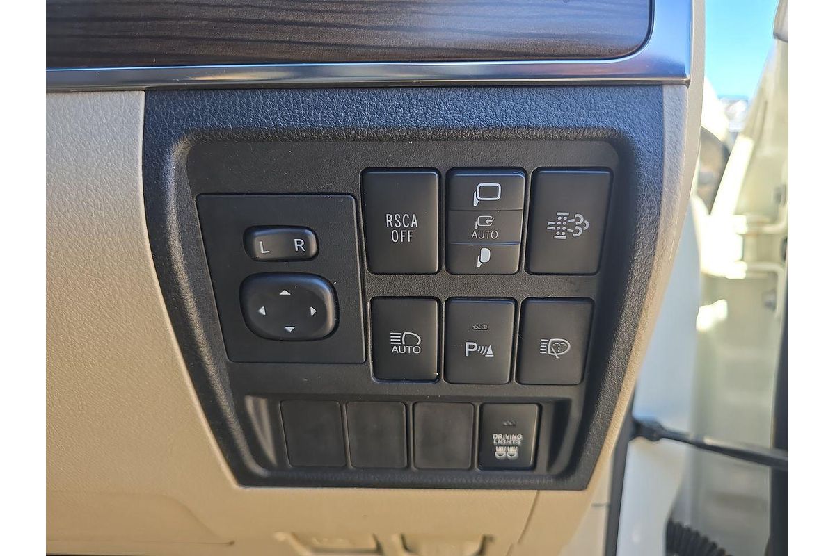 2019 Toyota Landcruiser Sahara VDJ200R
